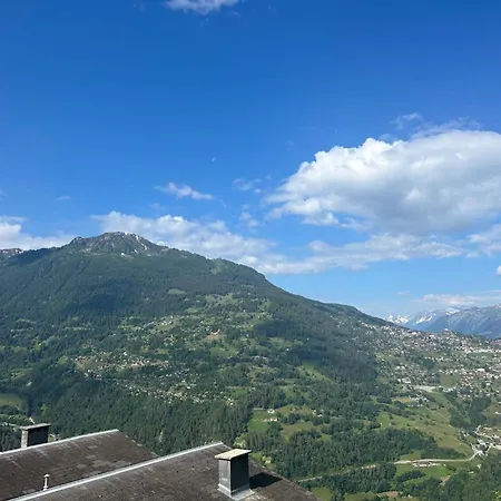 דירה Gracious In *