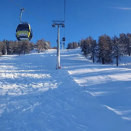 Gracious In Apartment